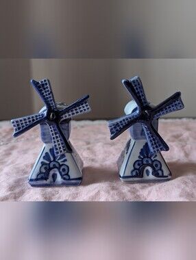 Blue Delft Spinning Mini Ceramic Windmill Salt and Pepper Shakers 2 Inch